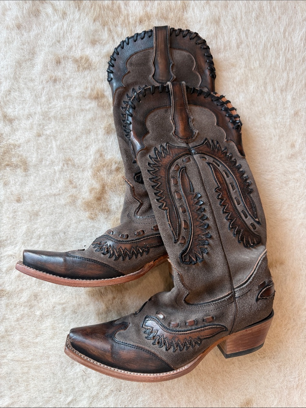 freebird Wayne Brown Distressed Leather Western Heeled Boots